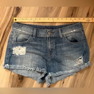 Women’s guess shorts